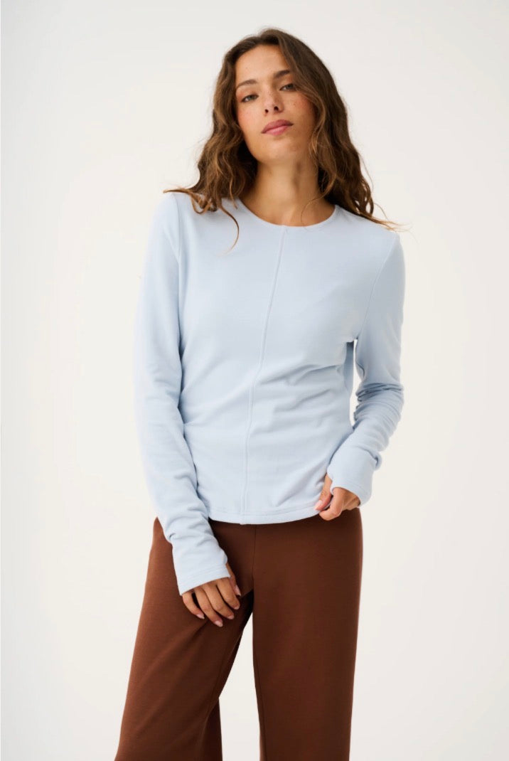 Aspyn Top Ice Blue - Cartel&Willow