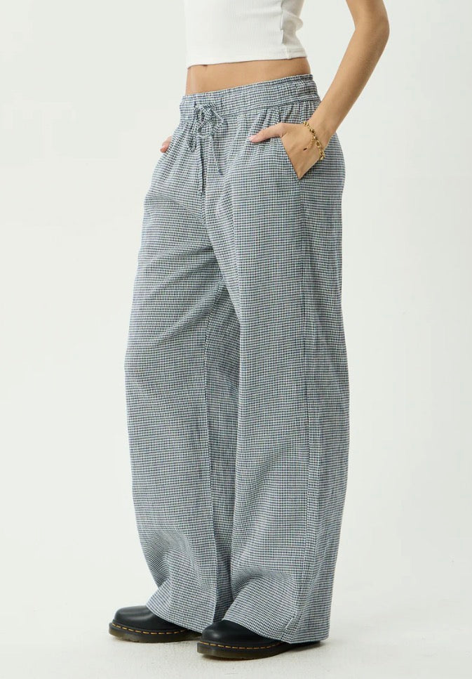 Harriet - Wide Leg Pant - Indy Navy Check