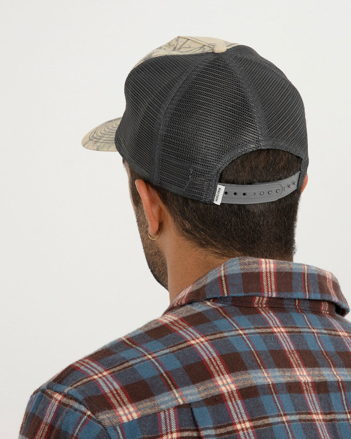 REAL TREE TRUCKER CAP tree camo