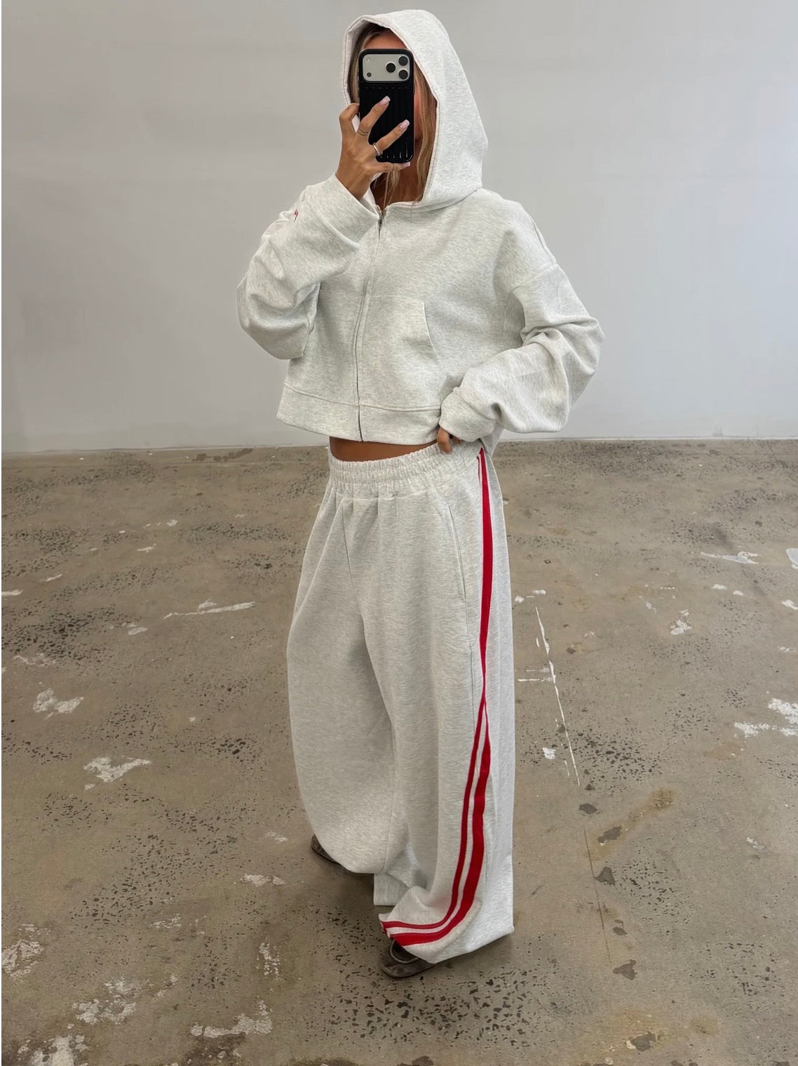 Cropped Hoodie Grey/Red - SSAINT
