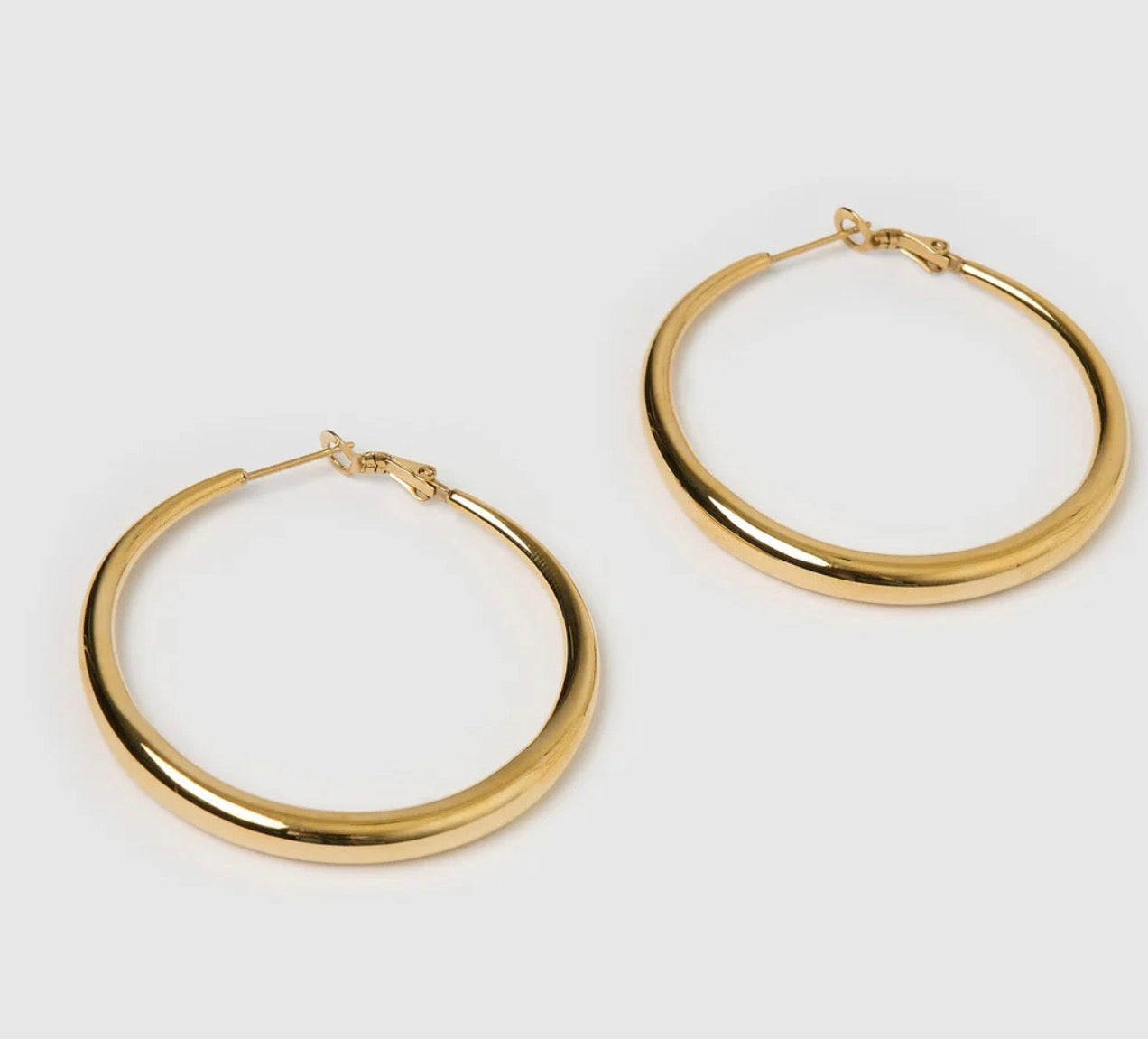riley gold hoop large arms of eve l