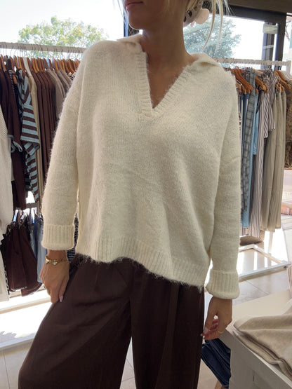 V-Neck Creme Knit Sweater