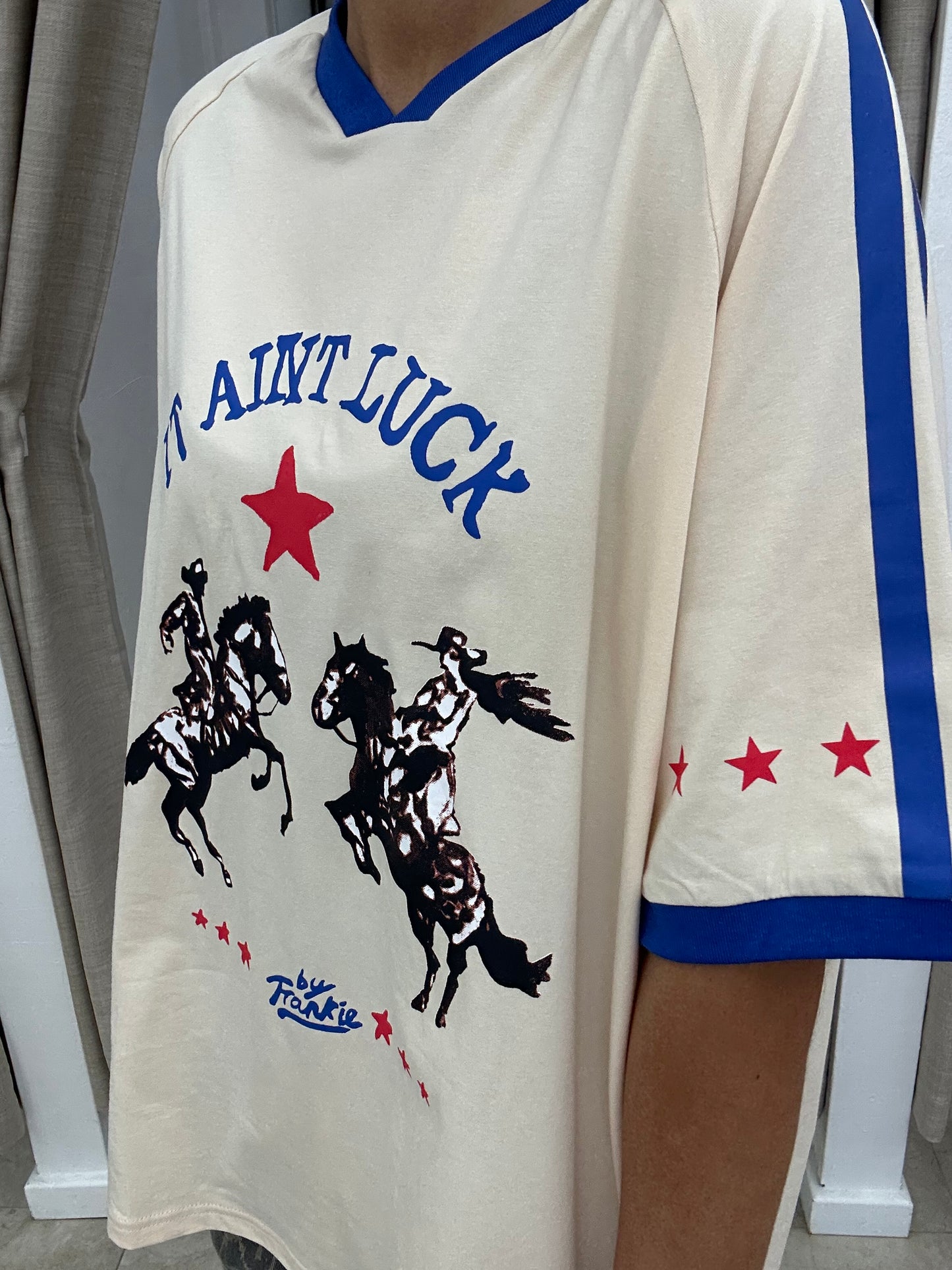 It Ain't Luck Horse Tee Beige/Blue - By Frankie