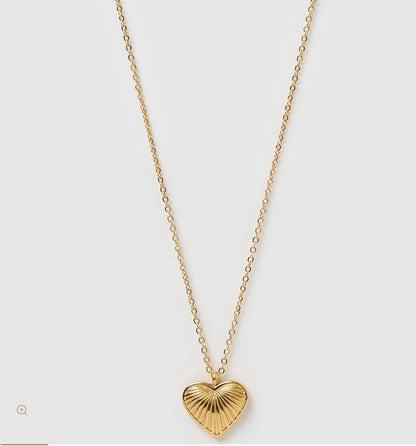 Jasmine Gold Heart Necklace - Arms of Eve
