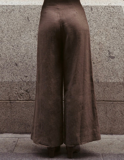 Choc Front Seam Linen Pant - White Closet