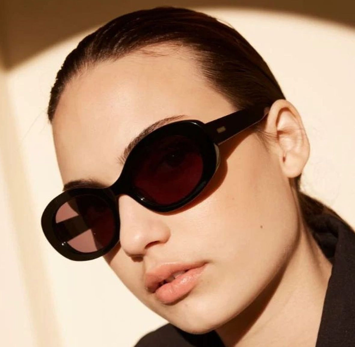 Luna: Black Smokey Grey Sito Shades