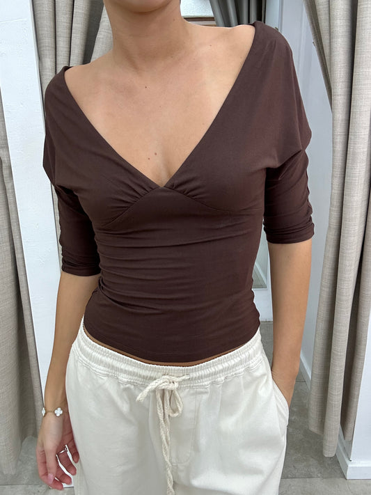 Choc V-Neck 1/4 Sleeve Top