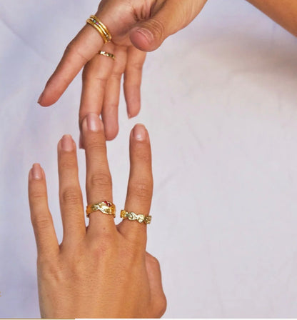 Olsen Gold Ring One Size - Arms of eve