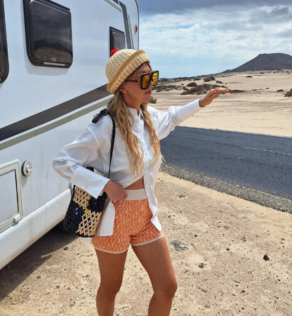 Iconic Yardage Short Orange - Juan & Me