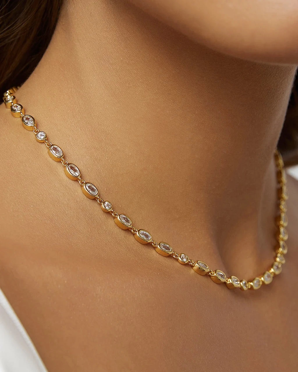 Isadora gold necklace stone