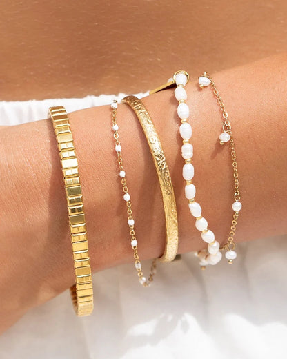 Sofia pearl bracelet