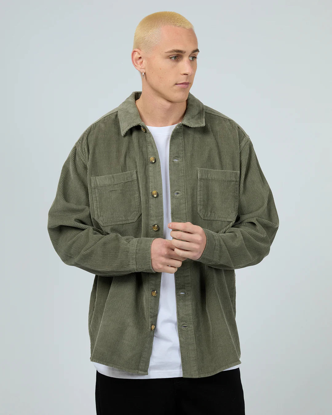 Silent Theory Cord Over Shirt khaki