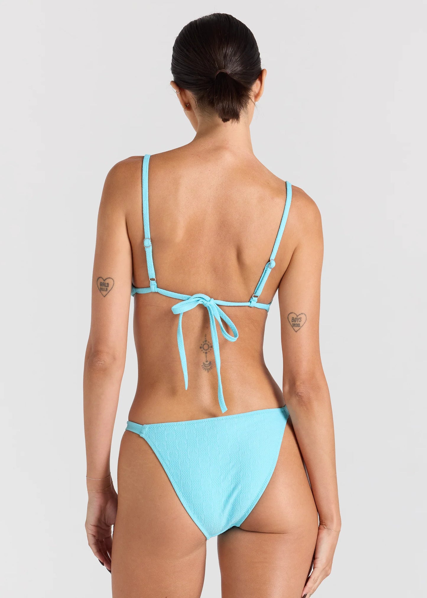 SHORELINE SCOOP BRALETTE TIE TOP lagoon