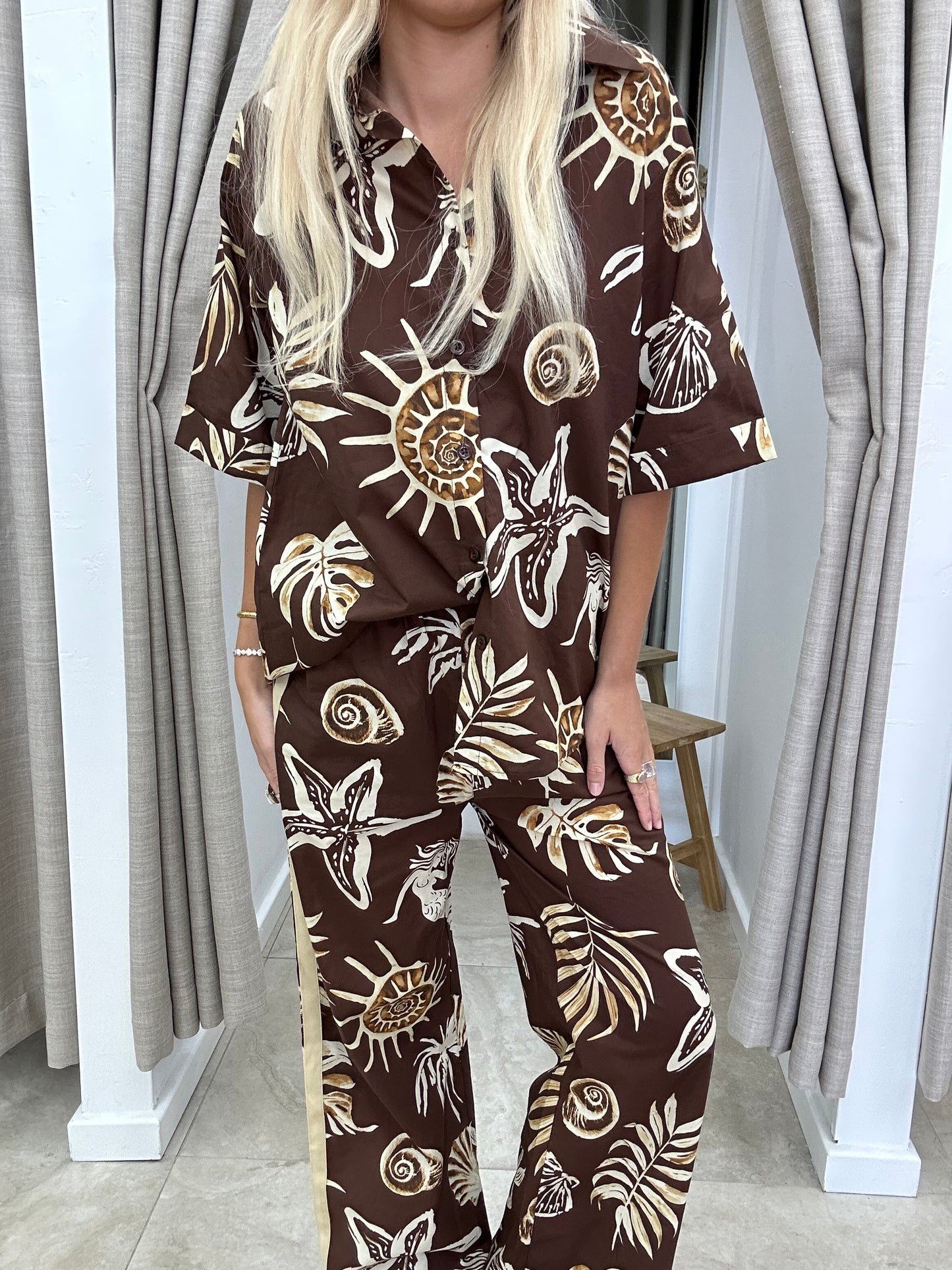 Coastal Set Choc Cotton Shirt By Frankie