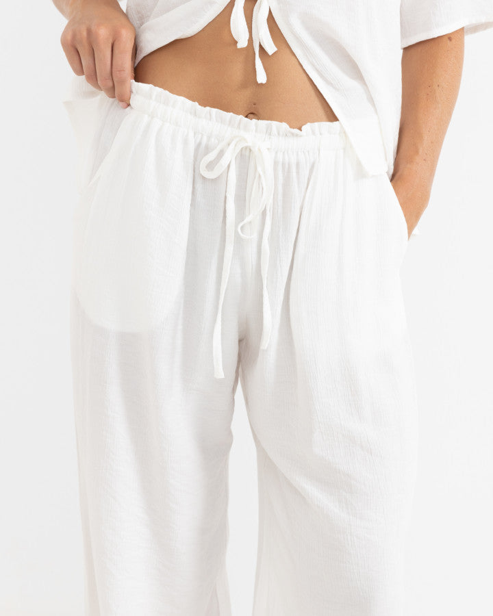 AIRLIE BEACH PANT white