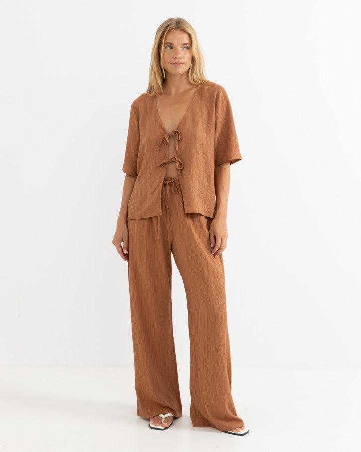 AIRLIE SHORT SLEEVE TOP almond