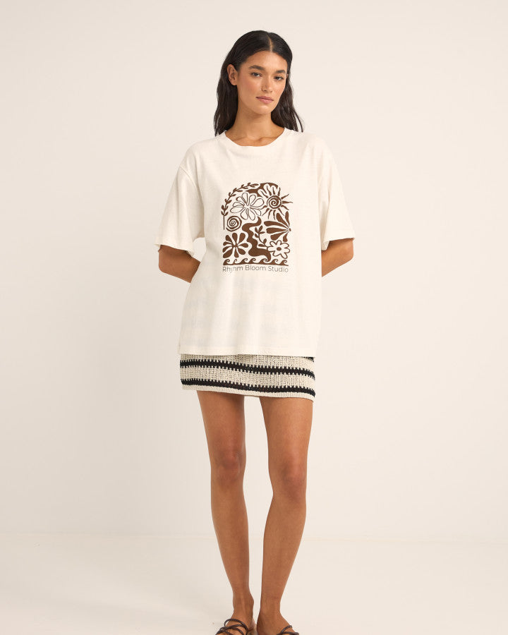 BLOOM STUDIO OVERSIZED T-SHIRT