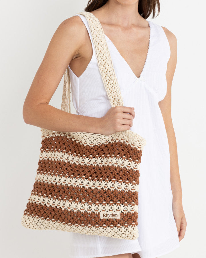 COVE STRIPE CROCHET TOTE BAG CARAMEL