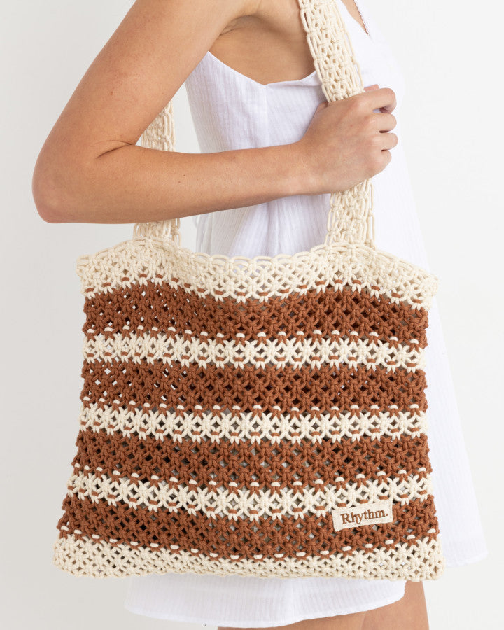 COVE STRIPE CROCHET TOTE BAG CARAMEL