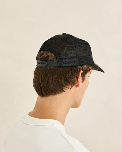 DESERT DAZE TRUCKER CAP black
