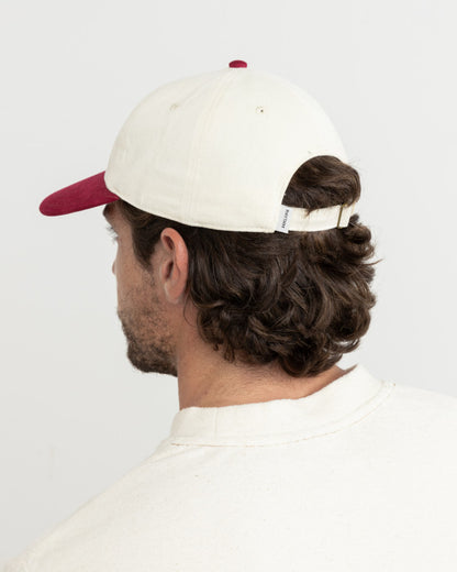 ESSENTIAL BRUSHED TWILL CAP merlot