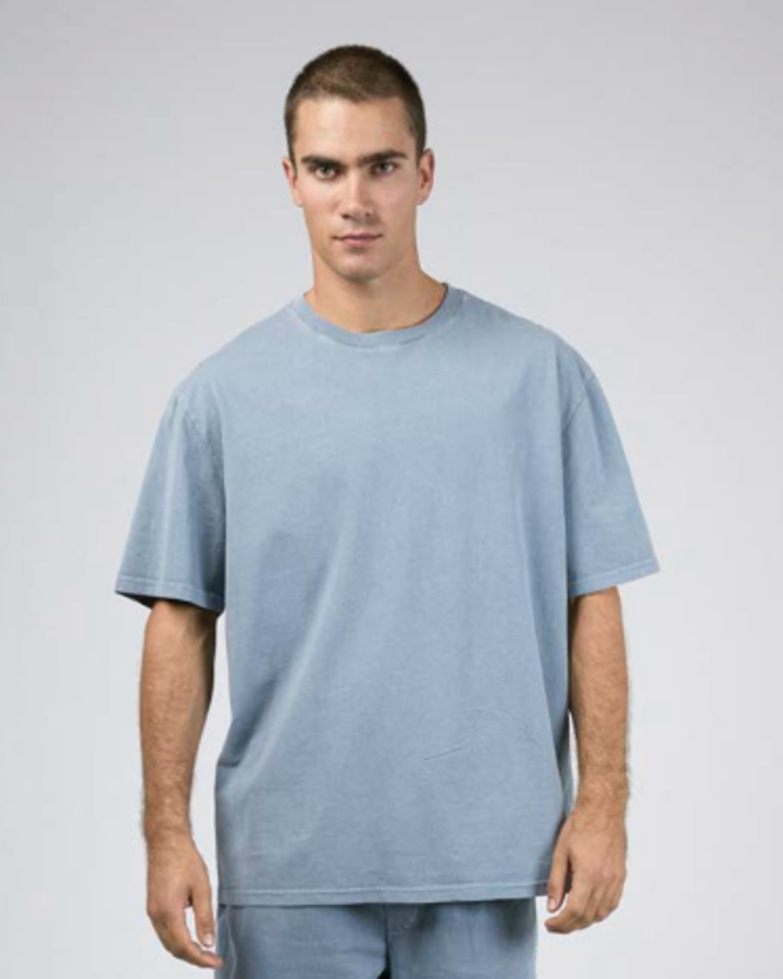 ESSENTIAL FIT TEE blue