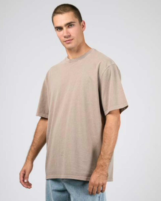 ESSENTIAL FIT TEE mush