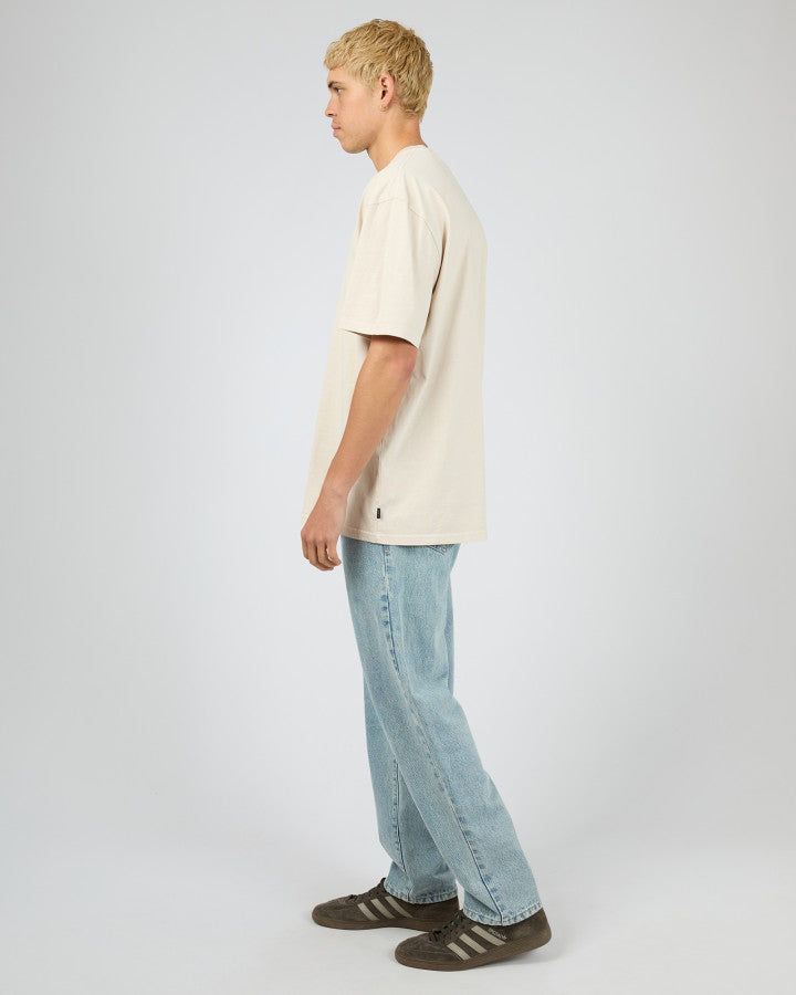 ESSENTIAL FIT TEE nat