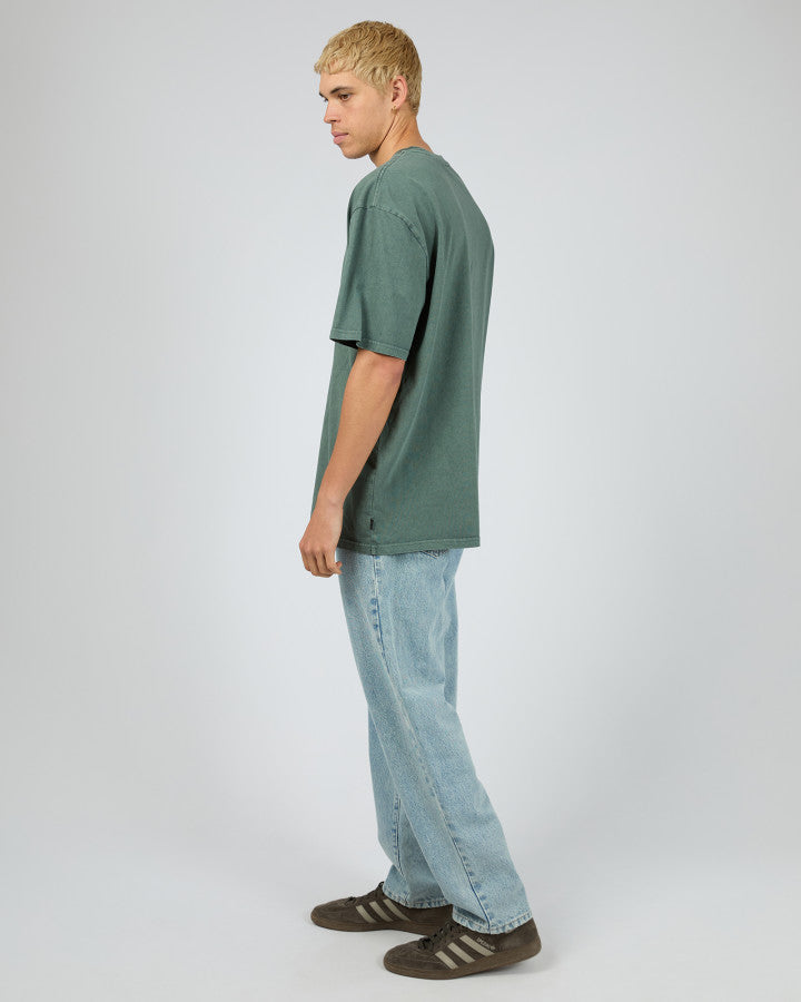 ESSENTIAL FIT TEE pine