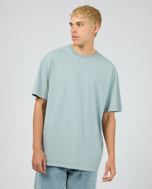 ESSENTIAL FIT TEE surf