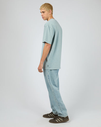 ESSENTIAL FIT TEE surf