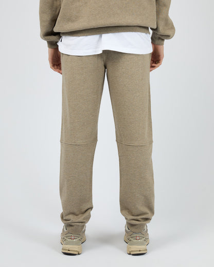 ESSENTIAL THEORY TRACKPANT V2 brown