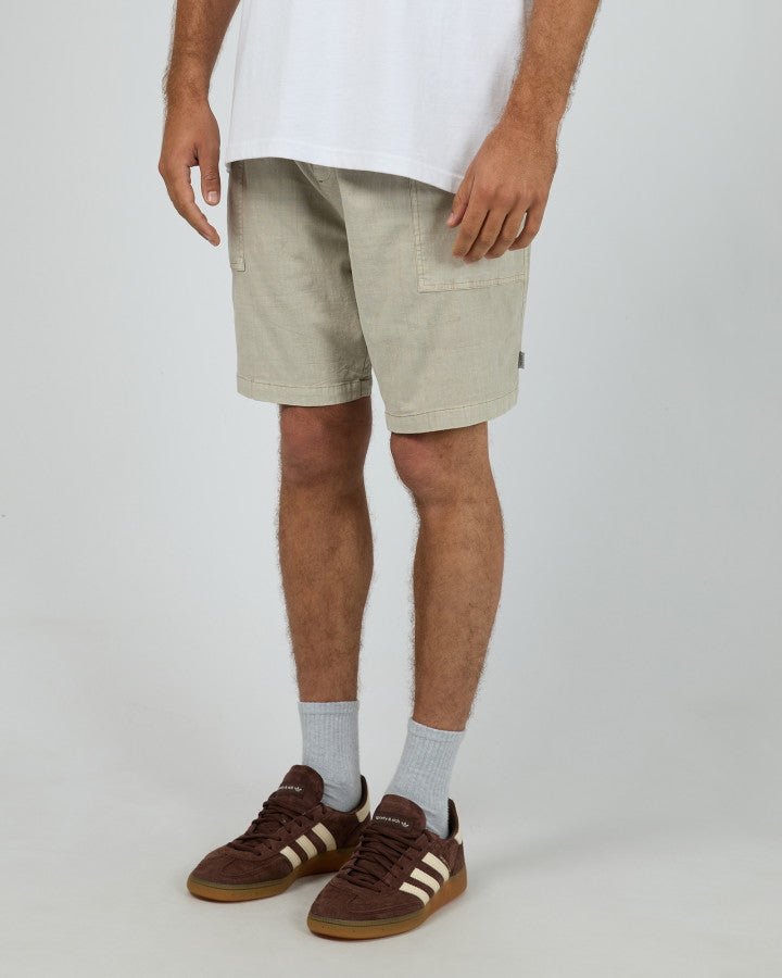 EW PATCH POCKET SHORT