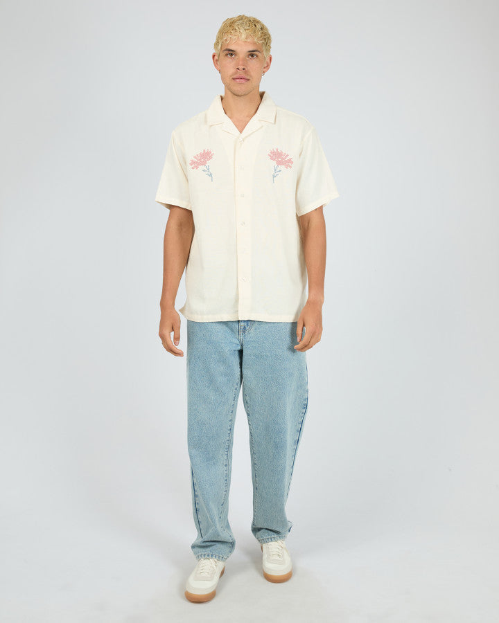 FLORAL CROSS STITCH SS SHIRT nat