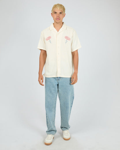 FLORAL CROSS STITCH SS SHIRT nat