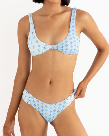 GINGER SOFT SIDE HOLIDAY PANT LIGHT CORNFLOWER