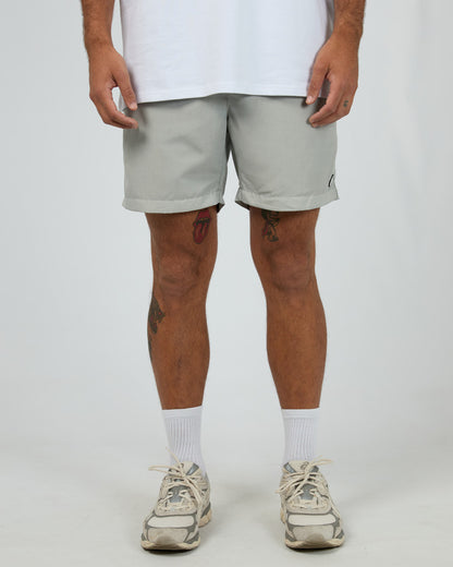 ILLUSION SHORT light grey