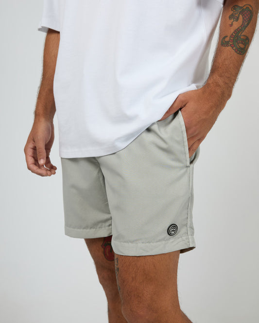 ILLUSION SHORT light grey