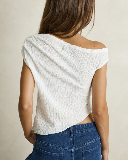 MAYA LACE ASYMMETRIC TOP white
