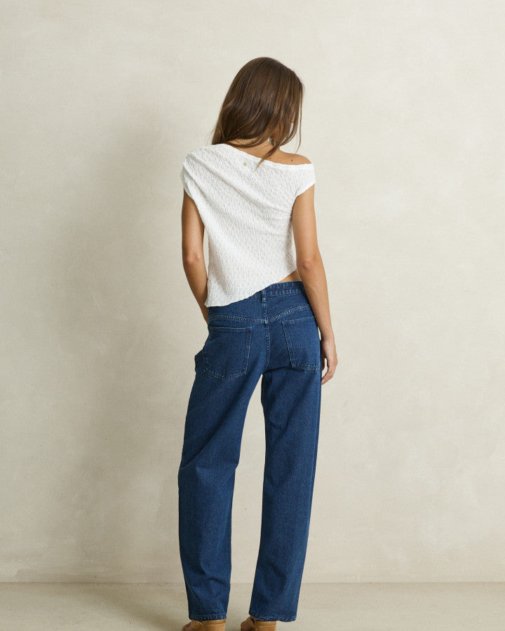MAYA LACE ASYMMETRIC TOP white