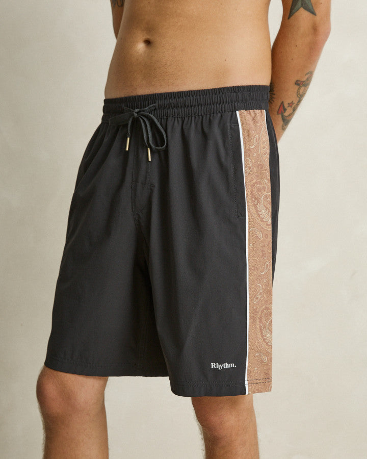 PANEL STRETCH BEACH SHORT black