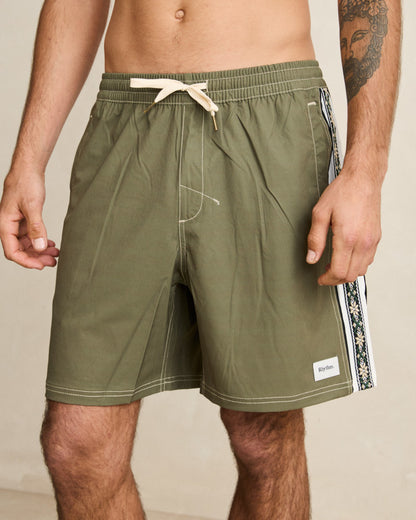 PANEL STRIPE BEACH SHORT olive