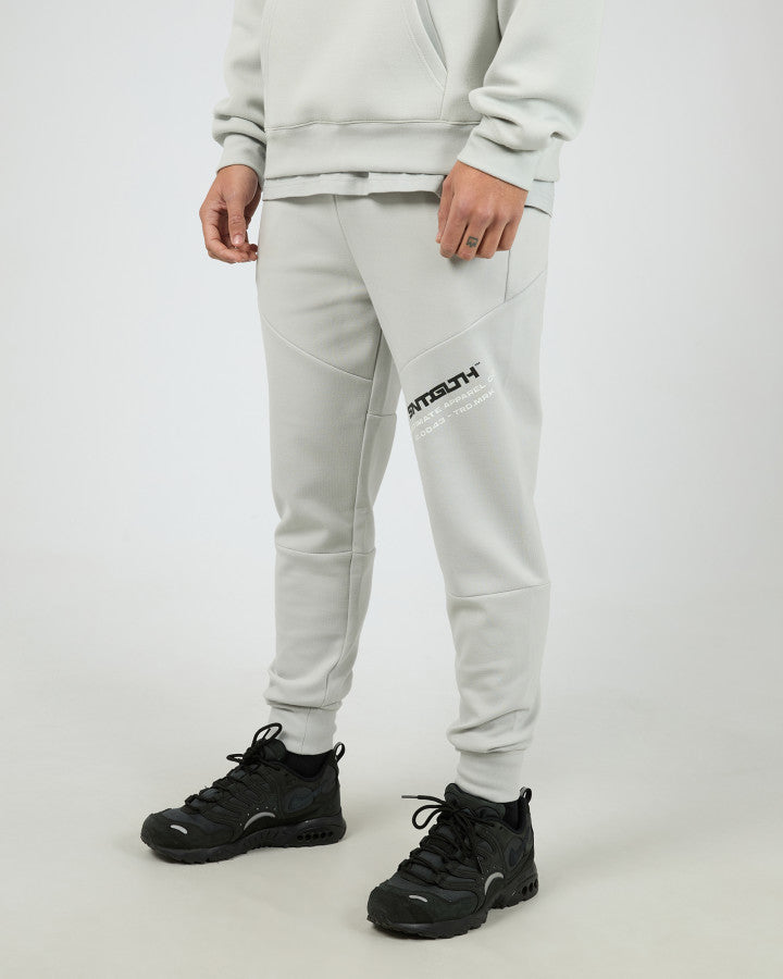 SENSOR TRACK PANT grey