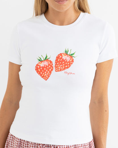 STRAWBERRY EVERYDAY TEE white