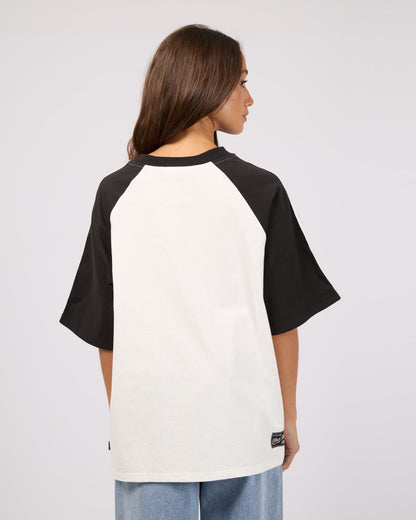 STUDIO RAGLAN TEE black
