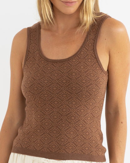 SUNSET SCOOP NECK KNIT TANK choc