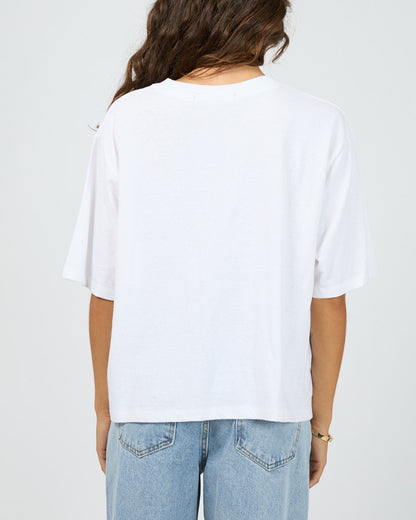TRANQUILITY TEE white